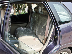 2011款1.4L 手动豪华I版 后排座椅