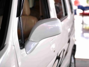2011款e+ 1.4L 手动实用版 细节外观