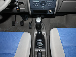 2012款全能版 1.4L VVT标准版 中控区