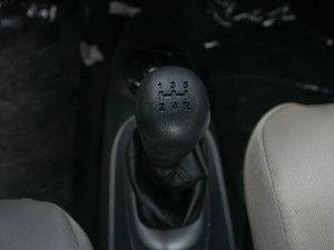 2012款e+ 1.4L VVT标准版 中控区