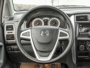 昌河鈴木2014款利亞納A6三廂