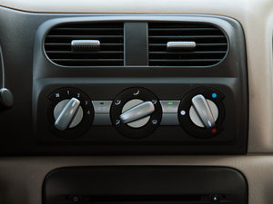 2014款全能版 1.4L 实用型 空调调节
