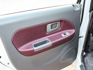 2014款创业版 1.0L 经济型 空间座椅