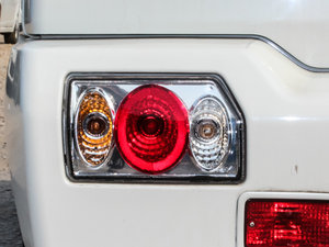 2014款全能版 1.4L 标准型1 细节外观