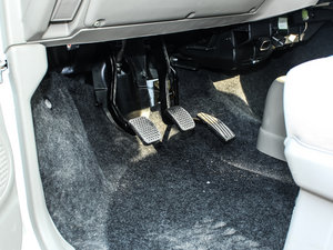 2014款全能版 1.4L 标准型1 空间座椅
