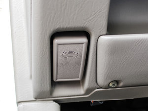 2014款全能版 1.4L 标准型1 空间座椅