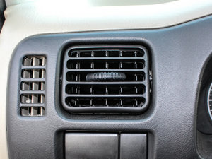 2014款全能版 1.4L 标准型1 空间座椅