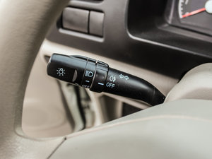 2014款全能版 1.4L 标准型1 中控区