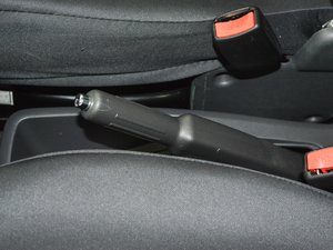 2016款1.4L 启航版 驻车制动器