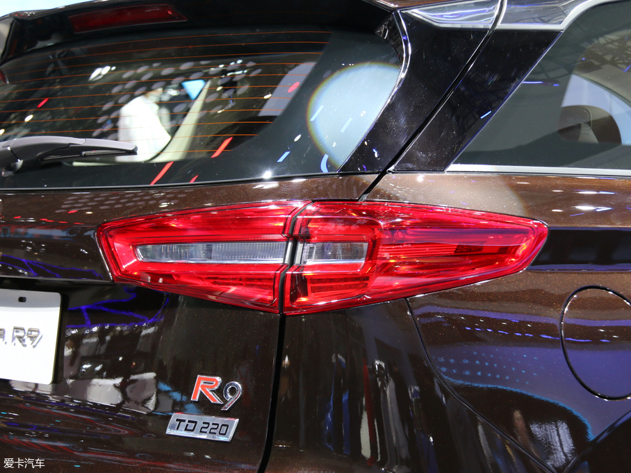 2018ɭ R9 1.2T ք(dng)m