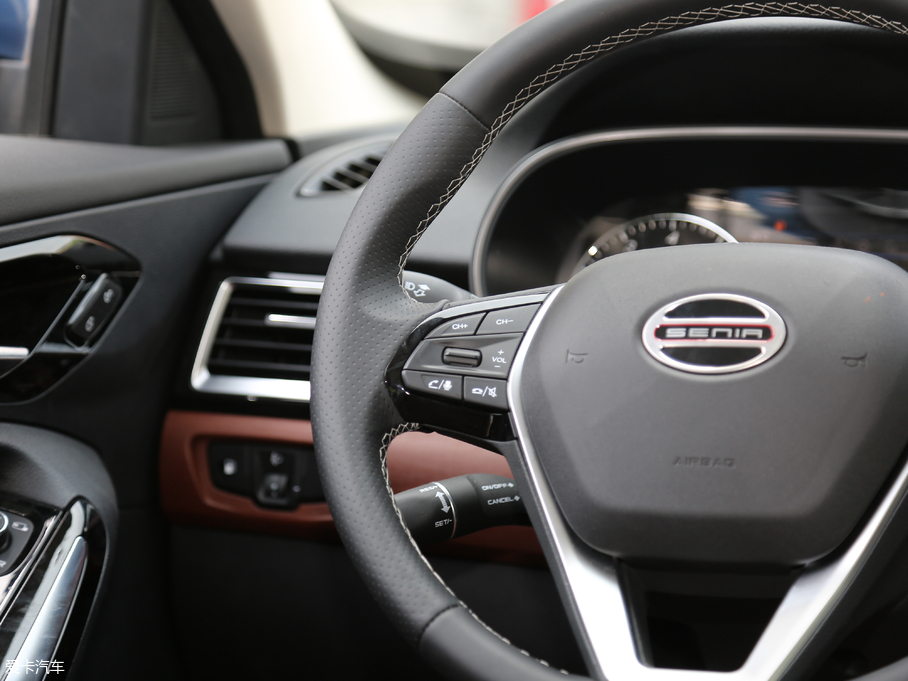 2018ɭ R9 1.2T Ԅ(dng)Fǐ