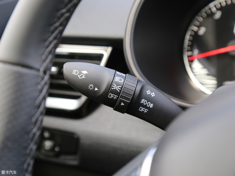 2018ɭ R9 1.2T Ԅ(dng)Ş