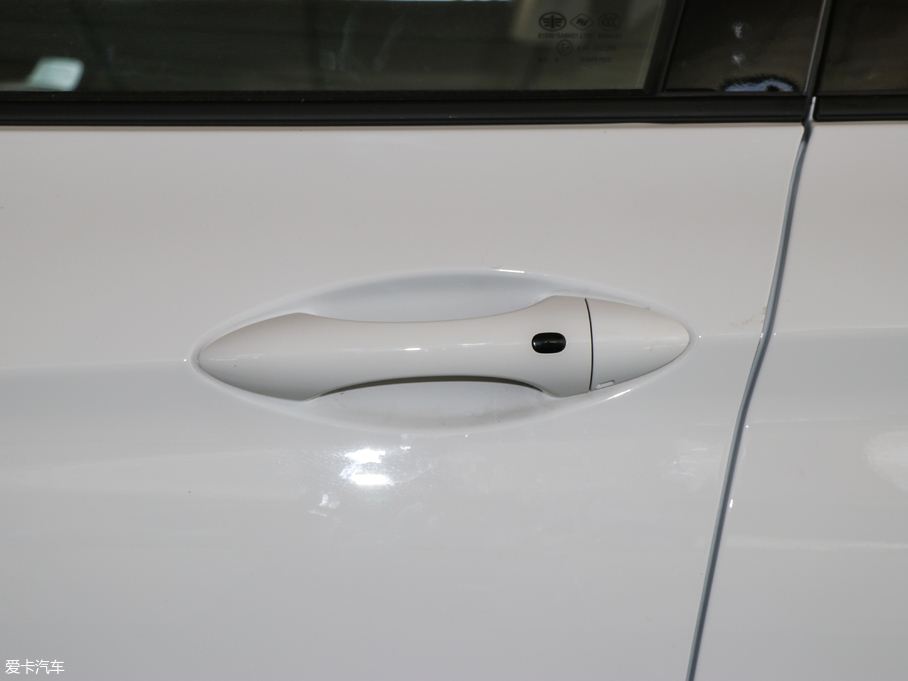 2018ɭ R9 1.2T Ԅ(dng)A