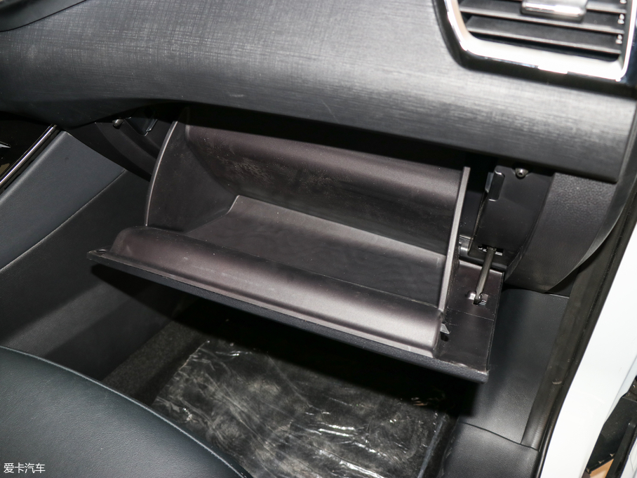 2018ɭ R9 1.2T Ԅ(dng)A