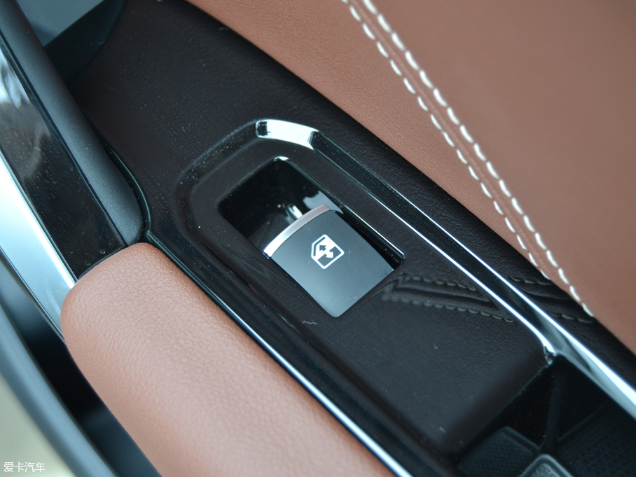 2018��ɭ�� R9 1.2T �քӺ��A������