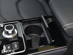 一汽吉林2018款SENIA R9