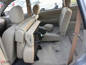 2009款森雅M80 空间座椅