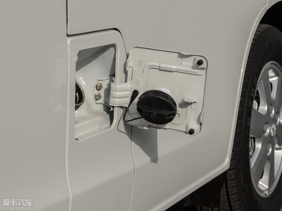 2014��ь�V80 1.5L �̄պ��A��V80L