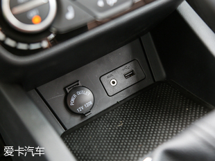 一汽吉林2016款森雅R7