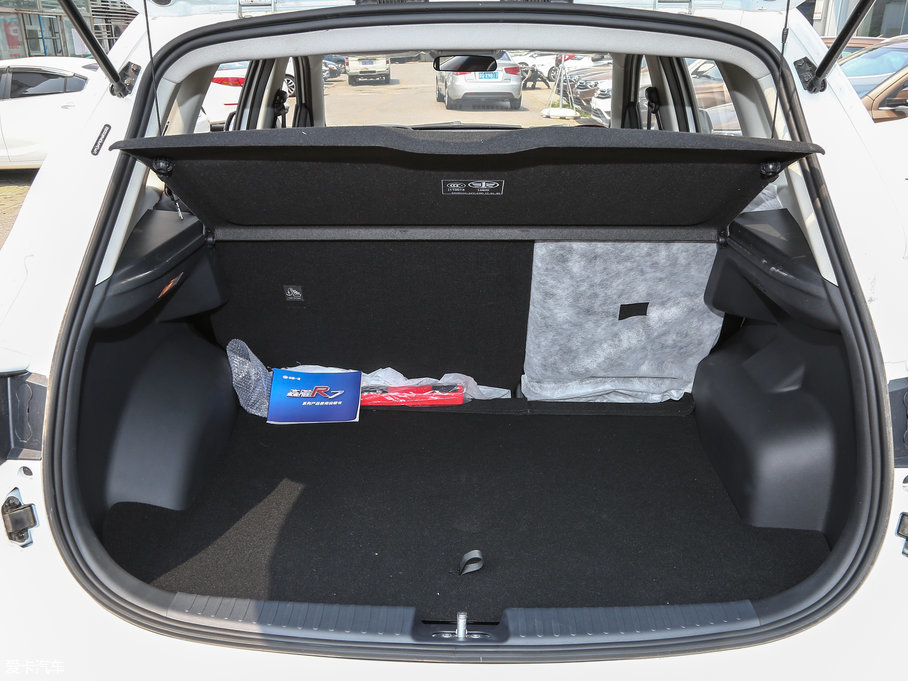 2017ɭ R7 1.6L Ԅ(dng)A