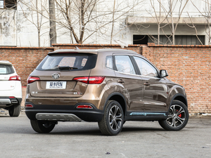 2017Ŀ 1.6L ԄӺA w^