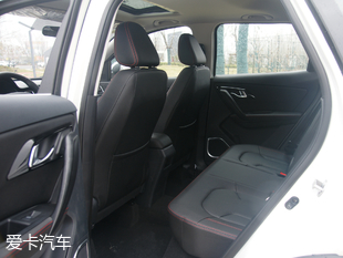 一汽吉林2018款森雅R7