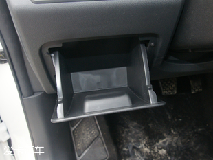 一汽吉林2018款森雅R7