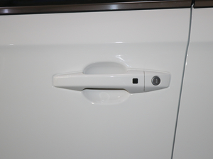 2018R7C 1.6L քǐ {T