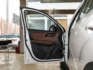 2018R7C 1.6L Ԅ(dng) {λ܇(ch)T(mn)