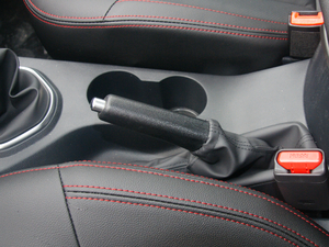 2018R7C 1.6L քӺA v܇Ƅ