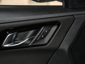 2018R7C 1.6L Ԅ(dng)A g