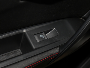 2018R7C 1.6L ԄӺA g