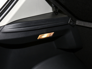 2018R7C 1.6L ԄӺA g