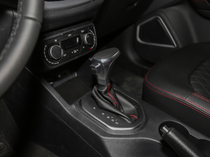 2018R7C 1.6L ԄӺA QU