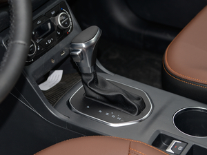 2018R7C 1.6L Ԅǐ QU