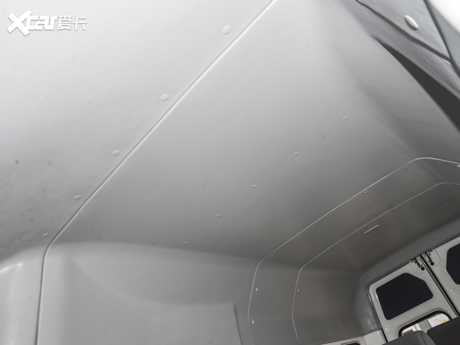 2021L 2.4T V9܇LS 7 VI