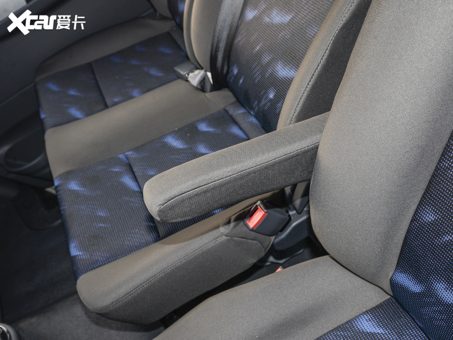 2021L 2.4T V9܇LS 7 VI