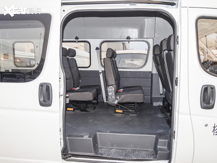 2021L 2.4T V9܇LS 7 VI