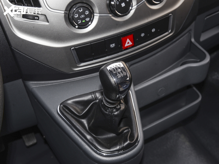 2021L 2.4T V9܇LS 7 VI