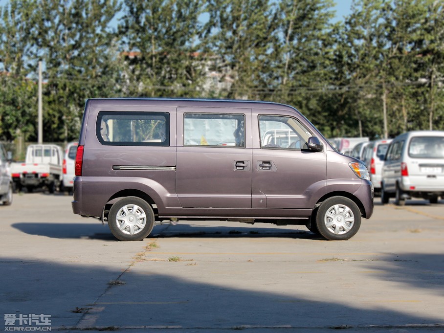 2012��LCV03 1.3L 7�����w���A��