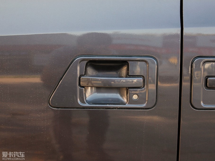 2012��LCV03 1.3L 7�����w���A��