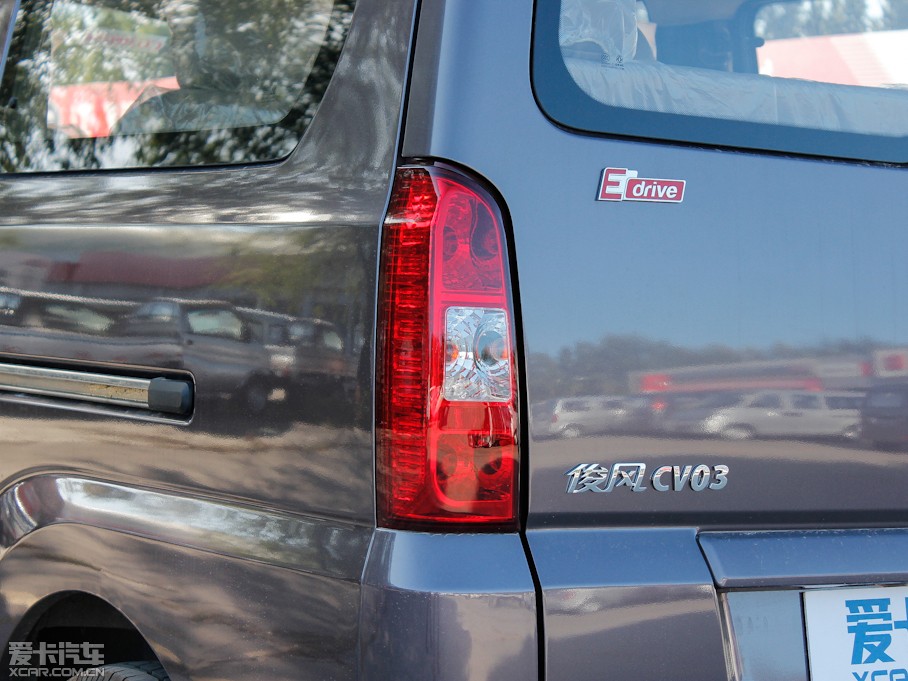 2012��L(f��ng)CV03 1.3L 7�����w���A��