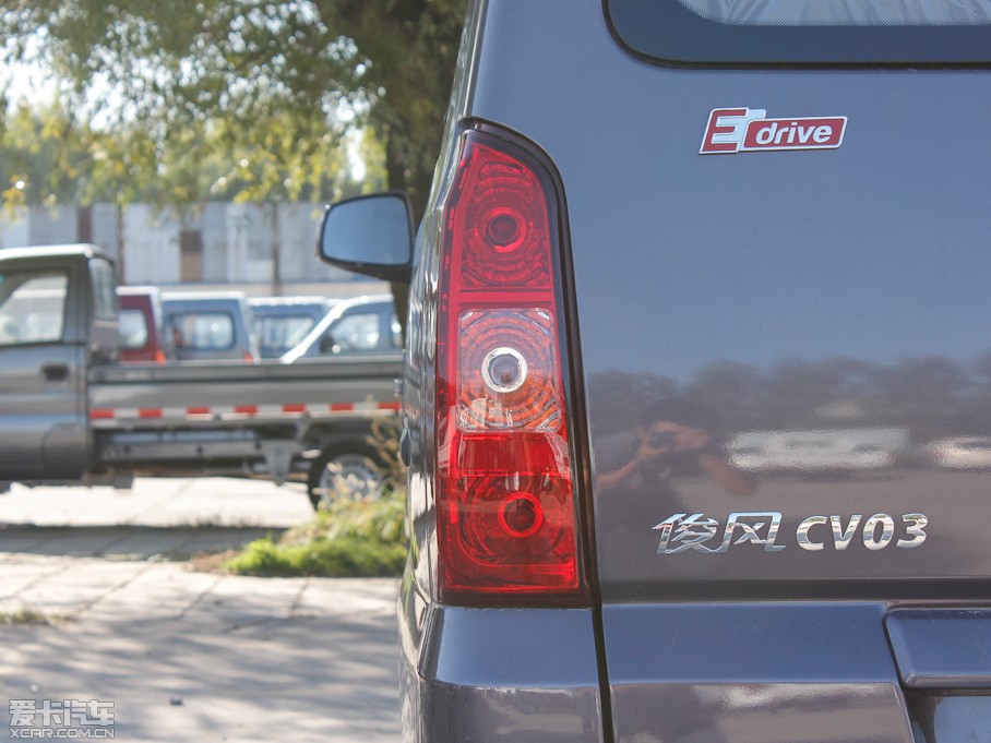 2012��L(f��ng)CV03 1.3L 7�����w���A��