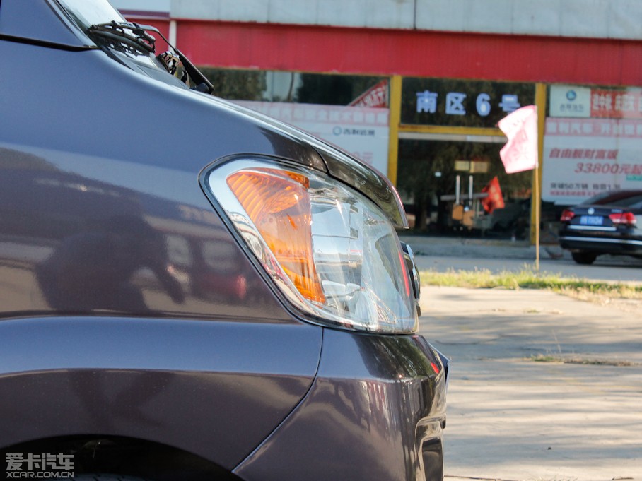 2012��LCV03 1.3L 7�����w���A��