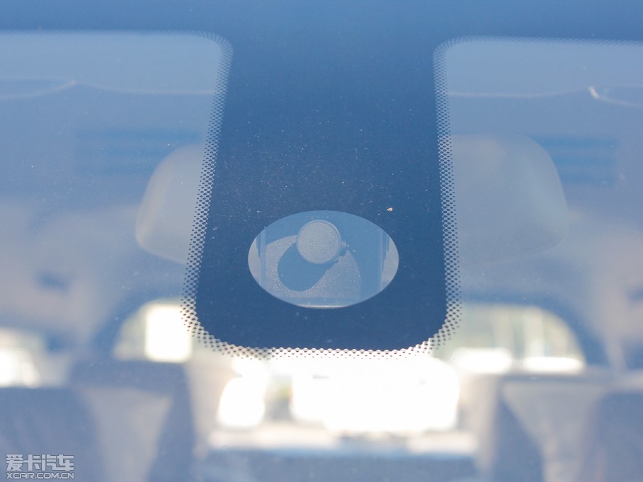 2012��LCV03 1.3L 7�����w���A��