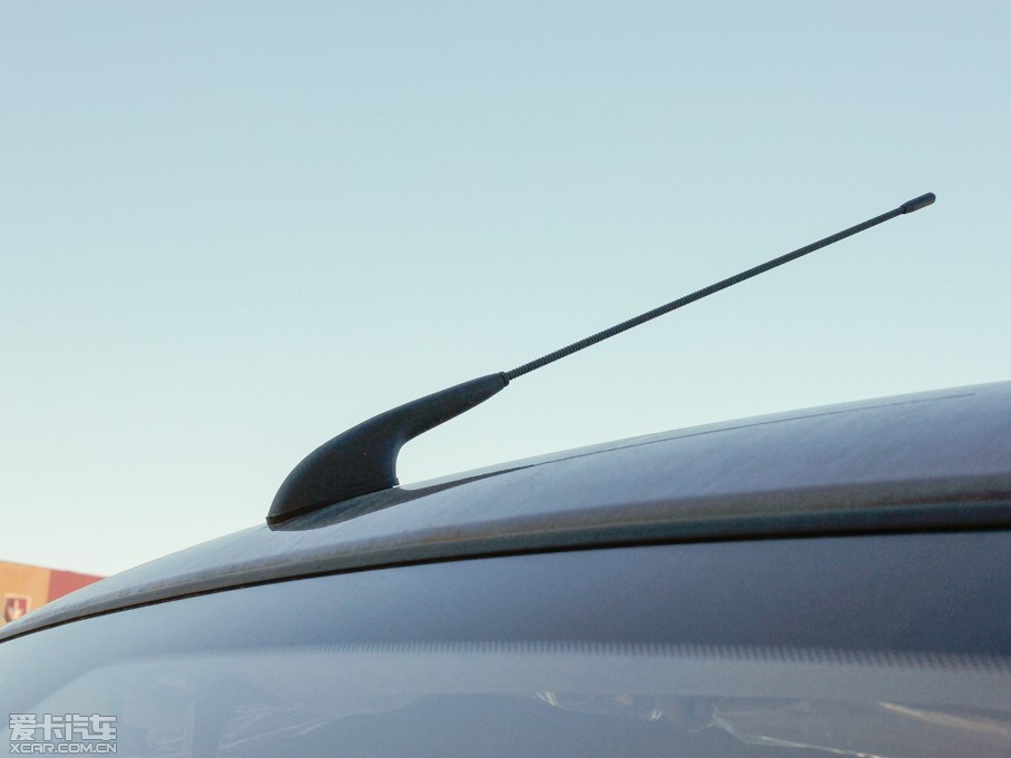 2012��LCV03 1.3L 7�����w���A��