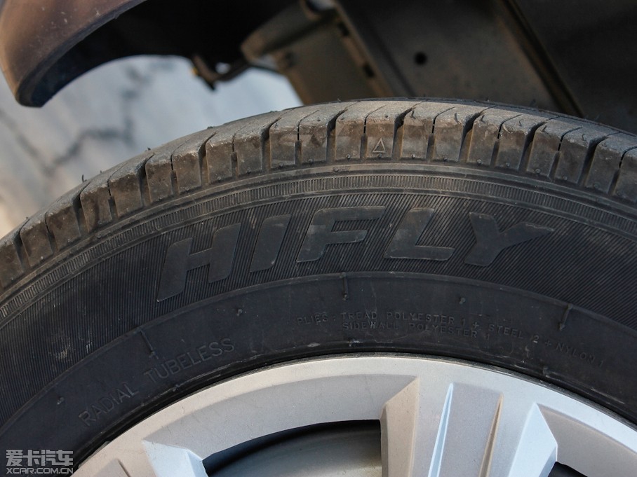 2012��LCV03 1.3L 7�����w���A��