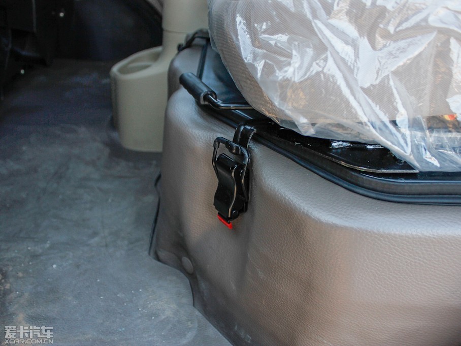 2012��L(f��ng)CV03 1.3L 7�����w���A��