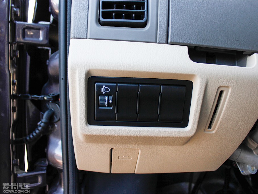 2012��L(f��ng)CV03 1.3L 7�����w���A��