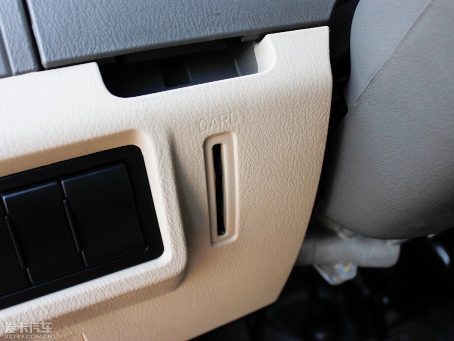 2012��L(f��ng)CV03 1.3L 7�����w���A��